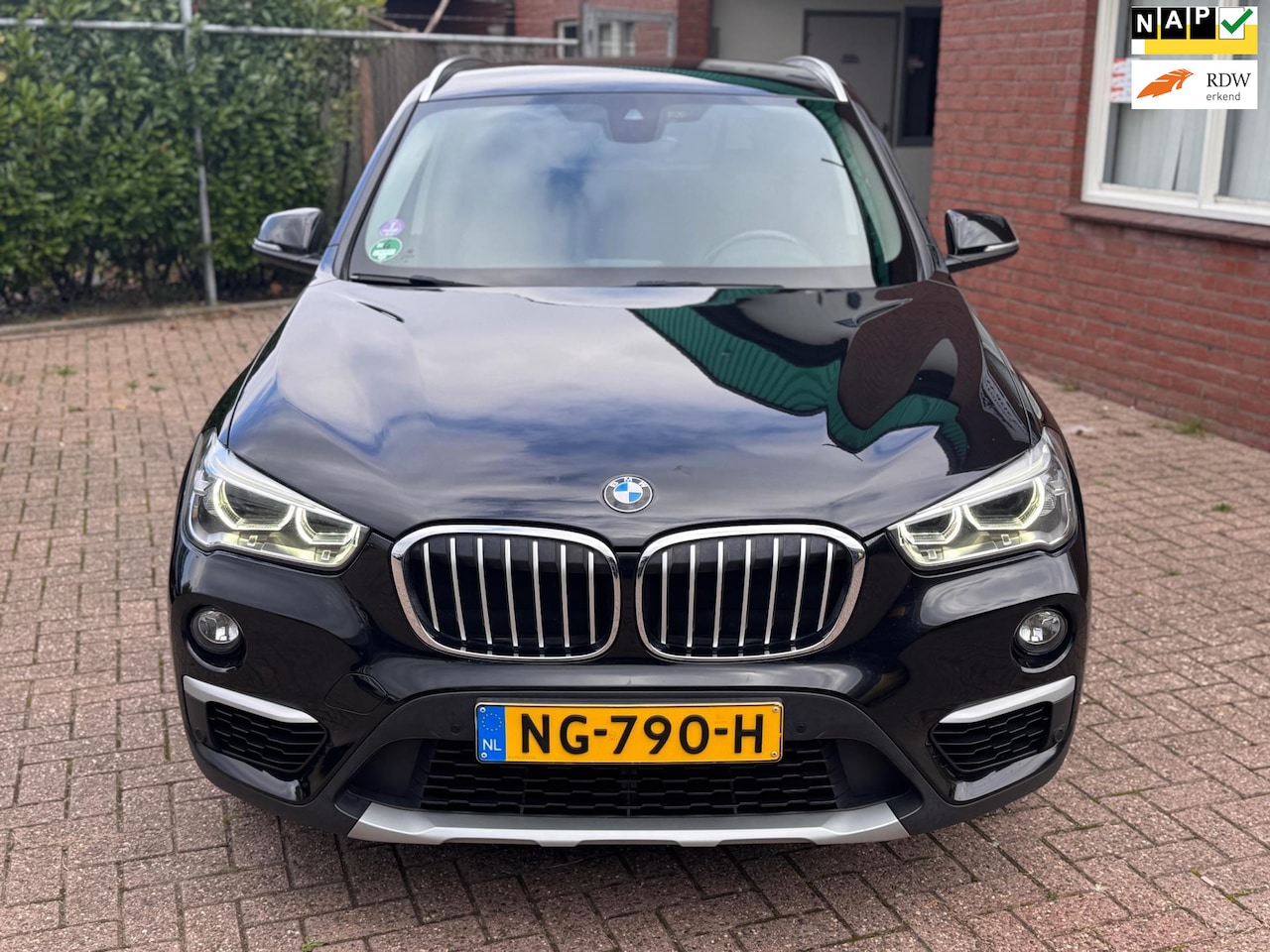BMW X1 - SDrive18i Centennial Executive trekhaak - AutoWereld.nl