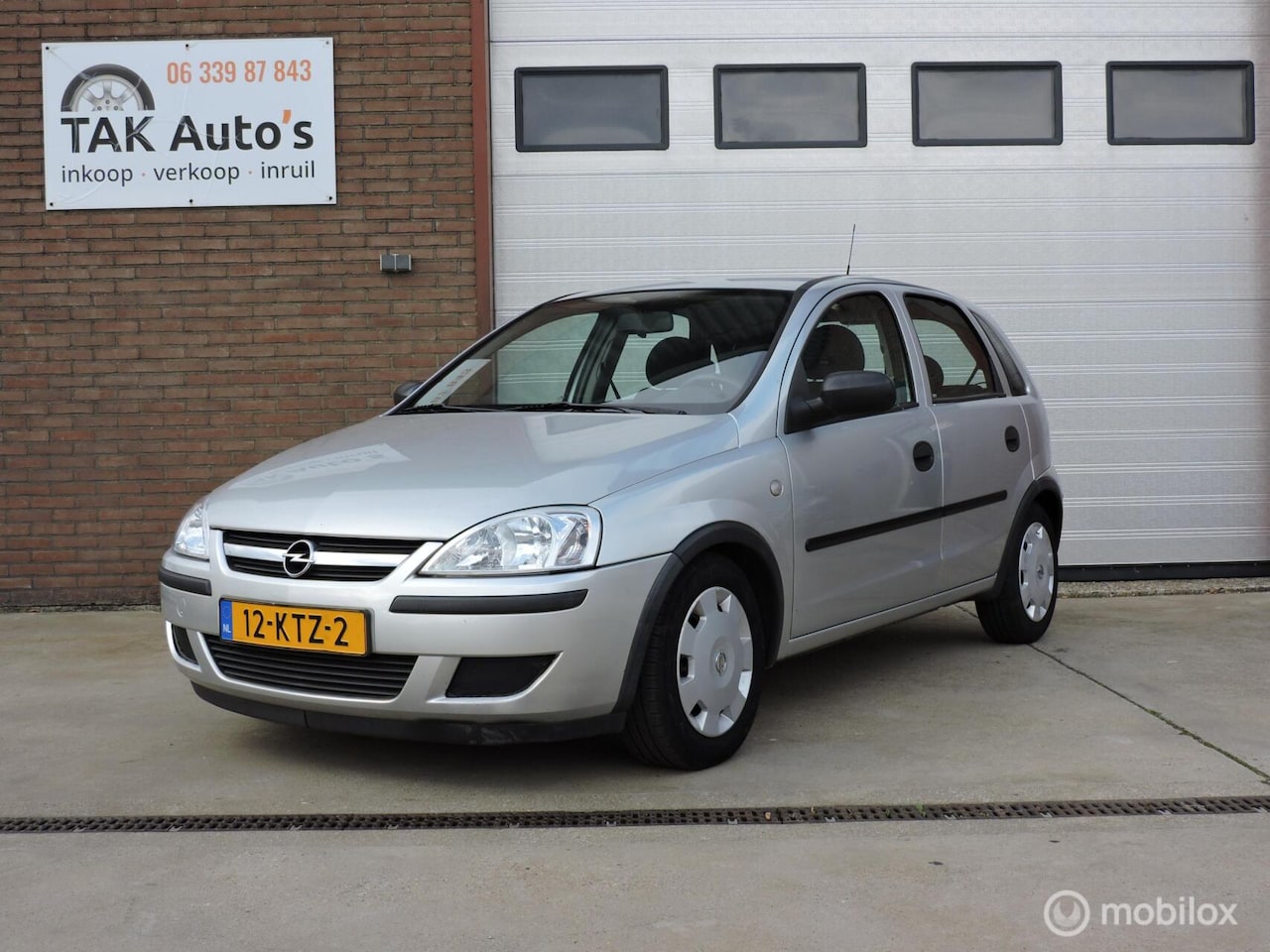 Opel Corsa - 1.0-12V Essentia/5dr/met apk - AutoWereld.nl