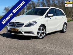 Mercedes-Benz B-klasse - 180 Ambition MPV NAVI PDC NAP AIRCO GOED ONDERHOUDEN
