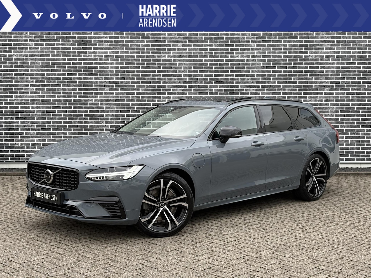 Volvo V90 - 2.0 T6 Plug-in hybrid AWD Plus Dark - AutoWereld.nl