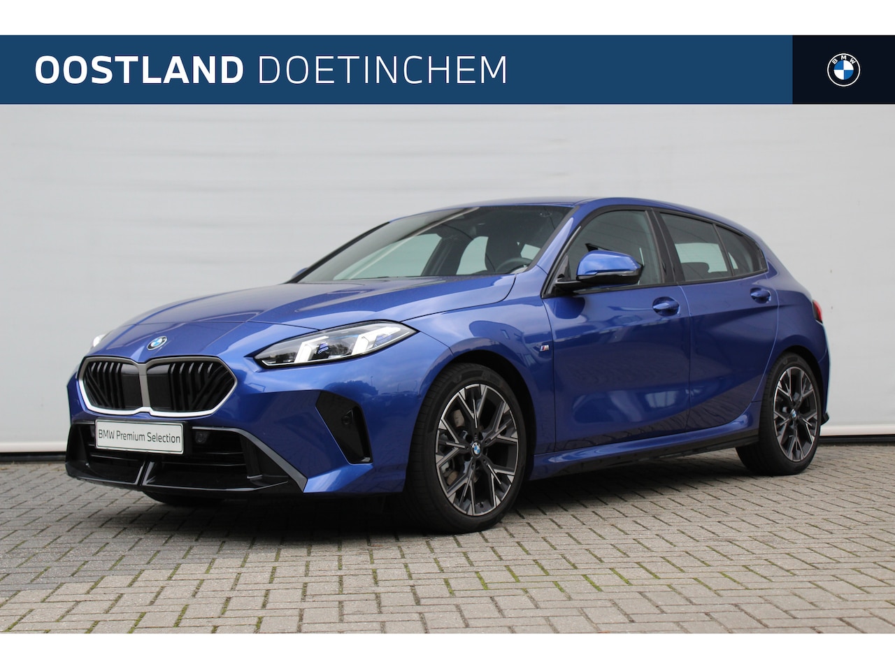 BMW 1-serie - 120 M Sport Automaat / Sportstoelen / Achteruitrijcamera / M Adaptief onderstel  / Comfort - AutoWereld.nl