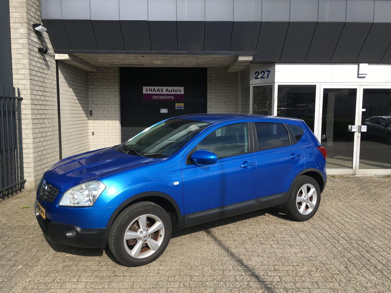 Nissan Qashqai - 1.6 Acenta / AIRCO ACC / ALU VELGEN / APK APRIL 2026 / TREKHAAK - AutoWereld.nl