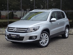 Volkswagen Tiguan - 2.0 TSI Sport&Style 4Motion|PANO|NAVI|STOELVERW