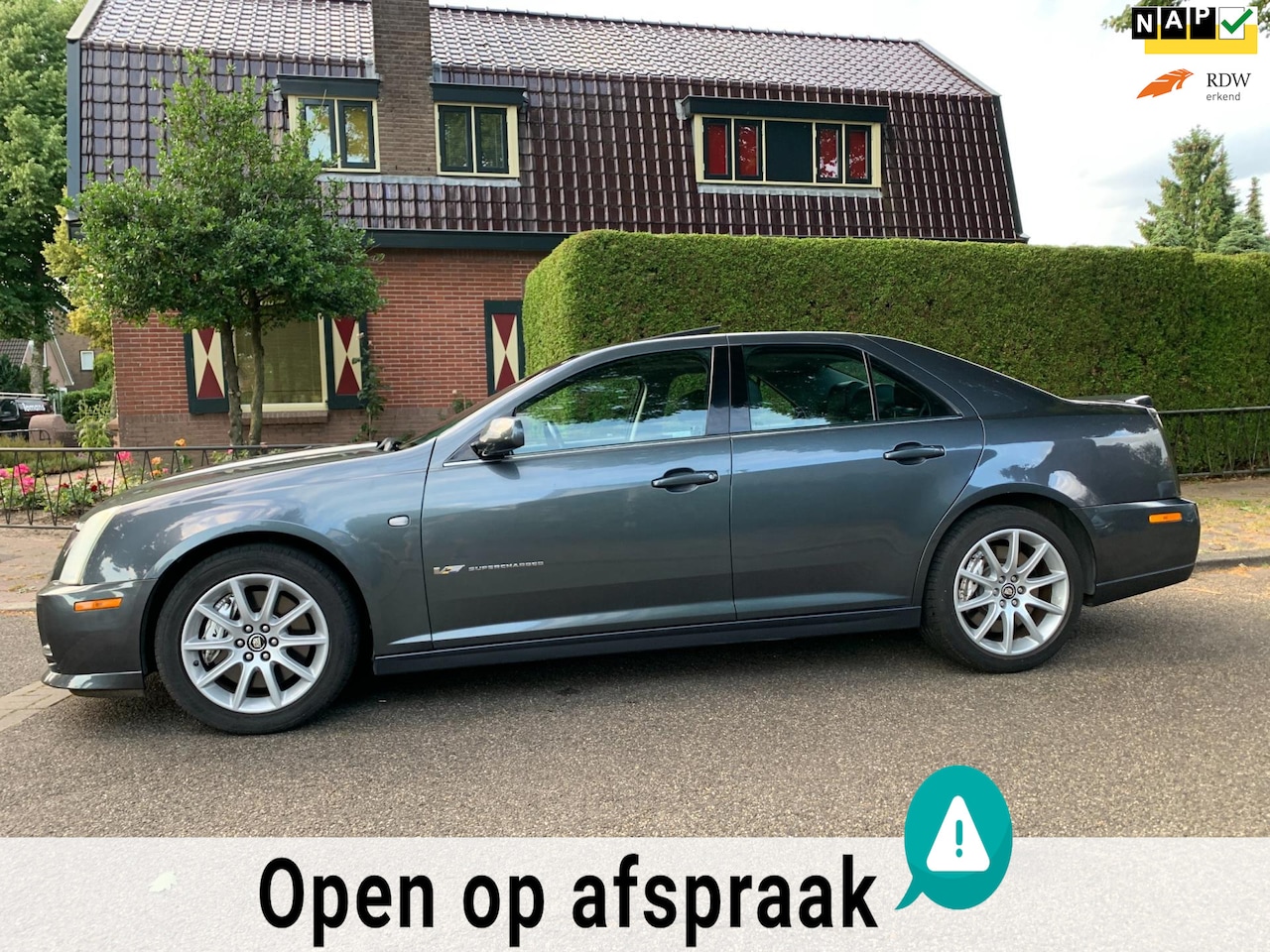 Cadillac STS - 4.4 V8 STS-V 476 PK Supercharged Nederlandse Auto schuifdak - AutoWereld.nl