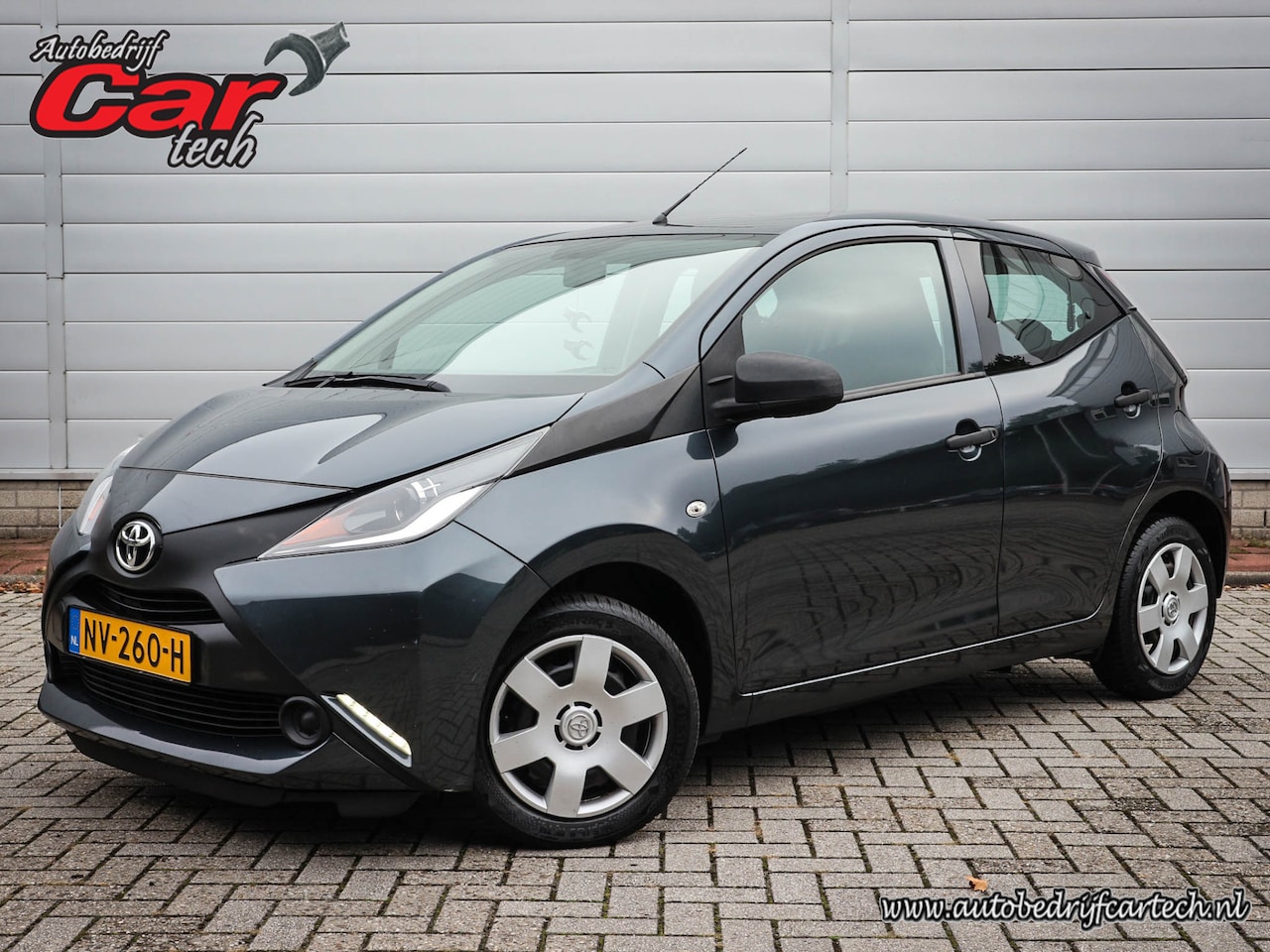 Toyota Aygo - 1.0 VVT-i x-fun | Airco | Audio | Allseason |  5 Deurs | - AutoWereld.nl