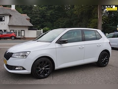 Skoda Fabia - 1.0 TSI Sport business Airco Panorama Pdc Lm Velgen