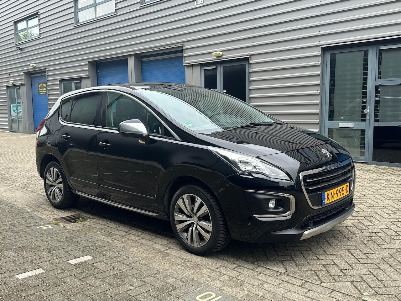Peugeot 3008 - 1.2 PureTech Allure* Dealer onderh.* N.A.P.! - AutoWereld.nl