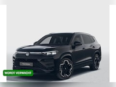 Volkswagen Tayron - 1.5 eTSI Life Edition 7p. * 20inch * Panodak * Trekhaak