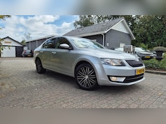 Skoda Octavia - 1.6 TDI Greenline Businessline CLIMA-NAVI-2014