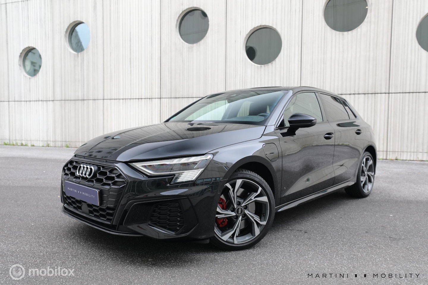 Audi A3 Sportback - 45 TFSIe S-line Competition|HUD|Matrix - AutoWereld.nl