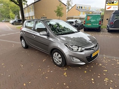 Hyundai i20 - AUTOMAAT / Airco / 116.000 NAP / Bouwjaar 2013