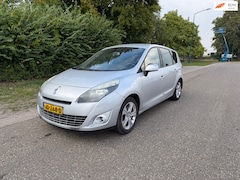 Renault Grand Scénic - 2.0 Bose 7p
