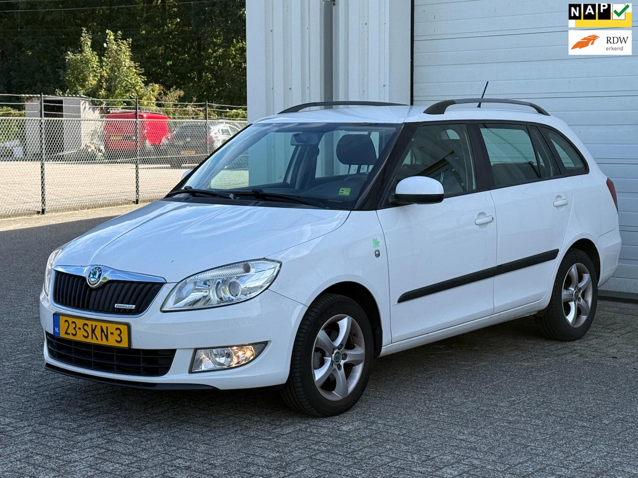 Skoda Fabia Combi - 1.2 TDI Greenline 1.2 TDI Greenline, Climate, Cruise, Alu Velgen, NAP ! - AutoWereld.nl
