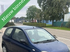 Toyota Yaris - 1.0-16V VVT-i