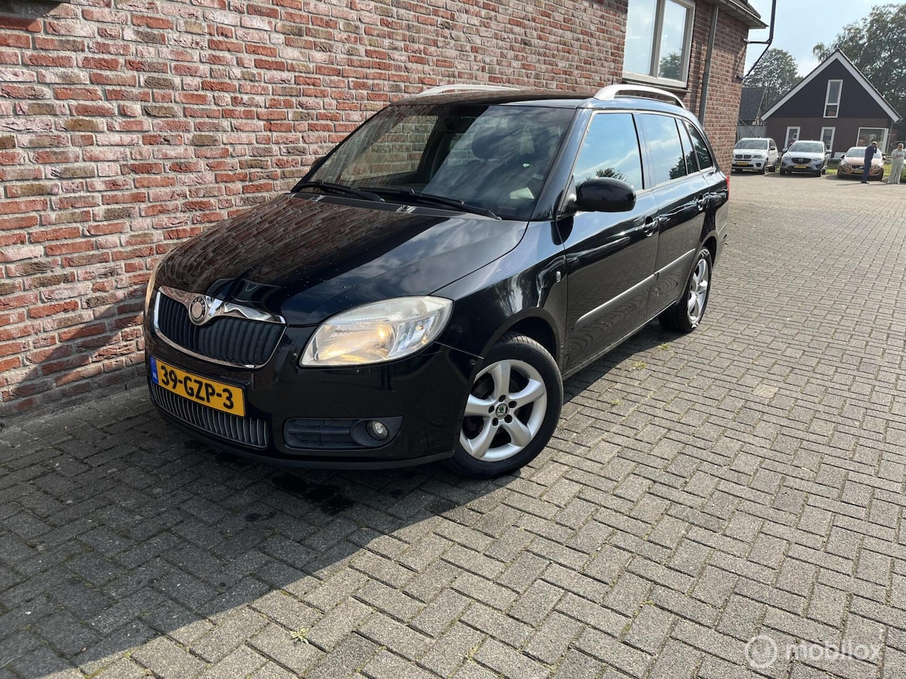 Skoda Fabia Combi - 1.6-16V Elegance 1.6-16V Elegance - AutoWereld.nl