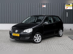 Volkswagen Polo - 1.6-16V Optive*Airco