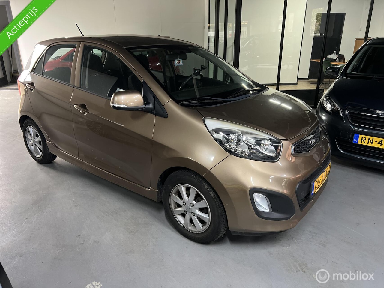 Kia Picanto - 1.0 CVVT R-SportbyKia NAP LET OP Motor tikt - AutoWereld.nl
