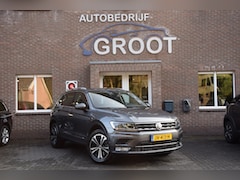 Volkswagen Tiguan - 2.0 TSI 4M. HIGHLINE