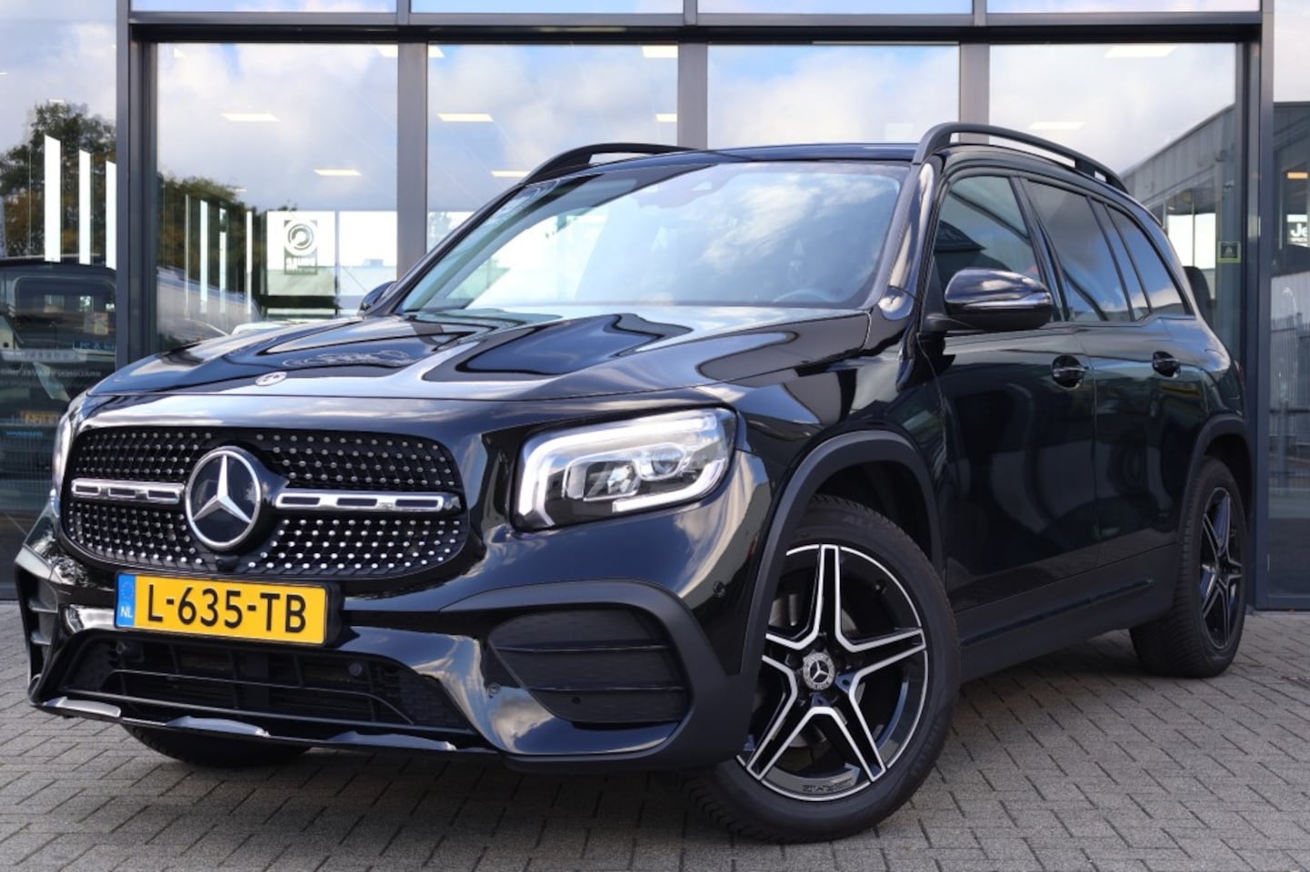 Mercedes-Benz 200-serie - 200 BNS SOLUT. AMG. Camera. LED. dynamic selct, lane assist. - AutoWereld.nl