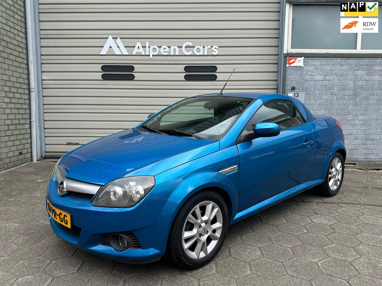 Opel Tigra TwinTop - 1.4-16V Cosmo Airco / NAP / APK 08-2026 - AutoWereld.nl
