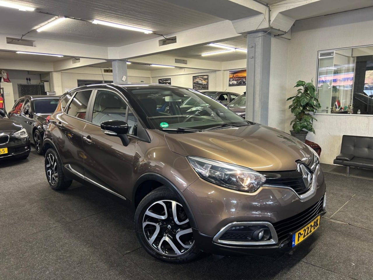 Renault Captur - 0.9 TCe Dynamique *Nette Auto*NAVI*2014 - AutoWereld.nl