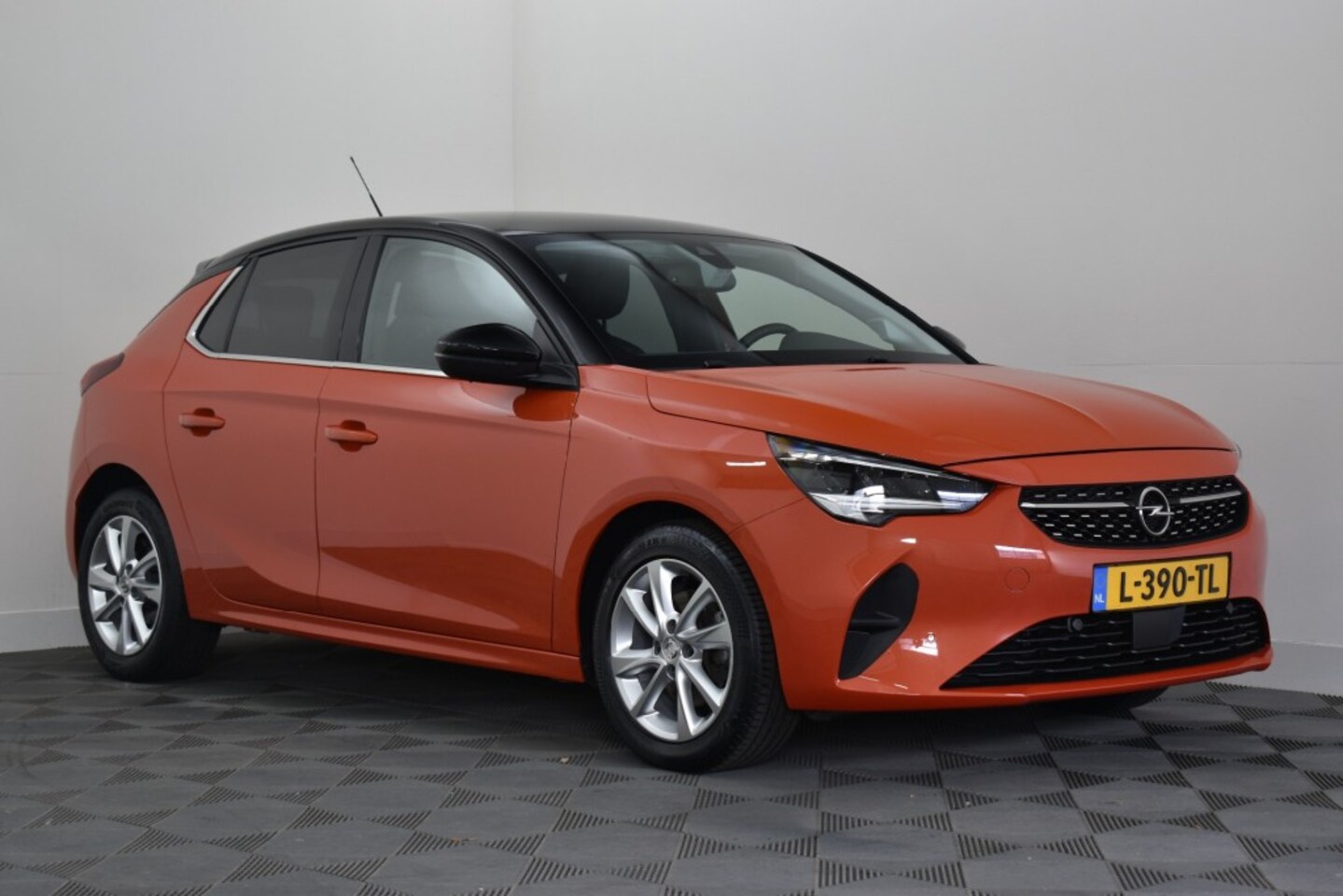 Opel Corsa - 1.2 Turbo 100PK ELEGANCE - AutoWereld.nl
