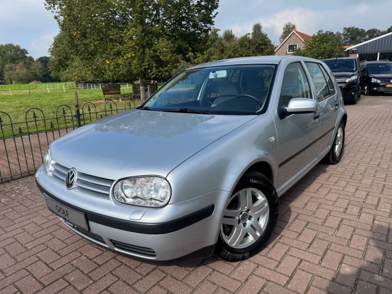 Volkswagen Golf - Golf 4 2.0 Comfort, *Zeer Mooi *92.000 KM! - AutoWereld.nl
