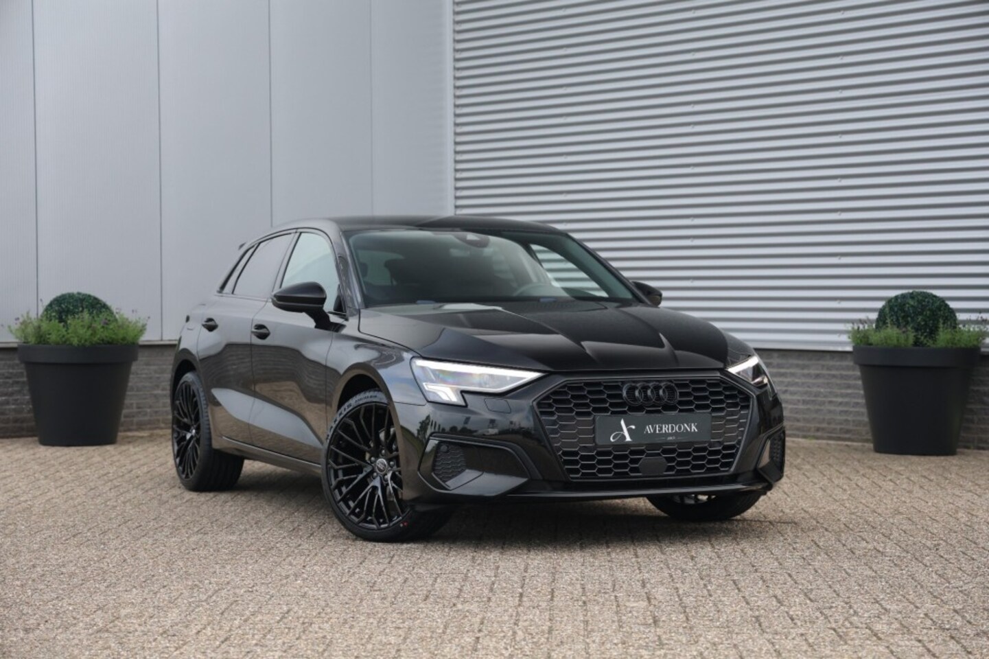 Audi A3 Sportback - Sportback 30TFSI Black Edition Aut. NAP/Trekh/Sportst/Dynamisch/Virtual - AutoWereld.nl