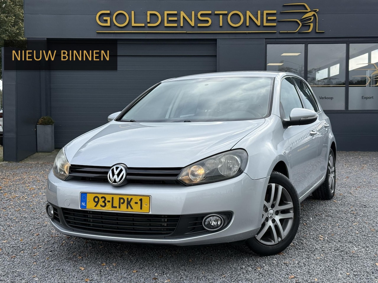 Volkswagen Golf - 1.2 TSI Tour 1e Eigenaar,Navi,Airco,Cruise,6 Bak,Lm velgen,105pk,N.A.P,Apk tot 08-2026 - AutoWereld.nl