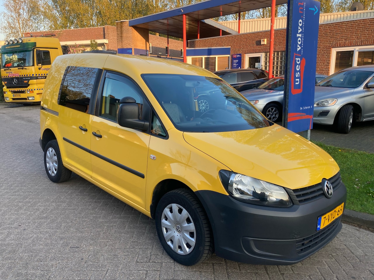 Volkswagen Caddy - 1.6 TDi 102PK DSG automaat EURO 5 - AutoWereld.nl