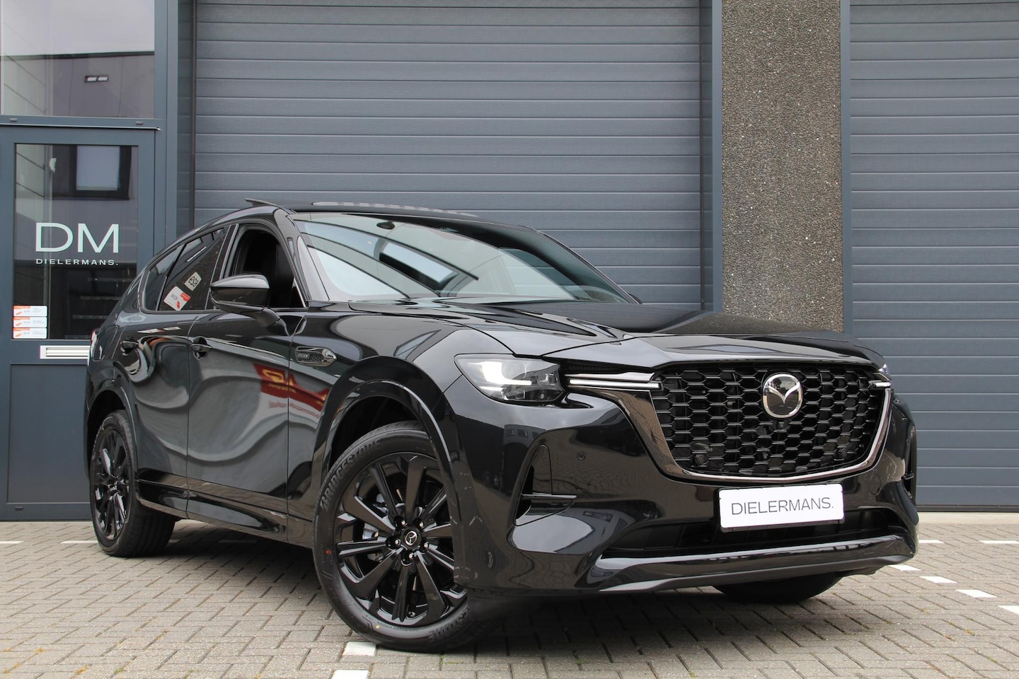 Mazda CX-60 - 2.5 e-SkyActiv PHEV Homura Plus | Full option | Elektrische trekhaak | Jet Black - AutoWereld.nl