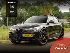 Alfa Romeo Stelvio - 2.0 T AWD 280pk | Schuifdak | H+K | Trekhk.afn. | Leer | Giallo Brembo | Full Option