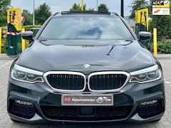 BMW 5-serie Touring - 530d xDrive M-Pakket 2019 RIJK UITGERUST