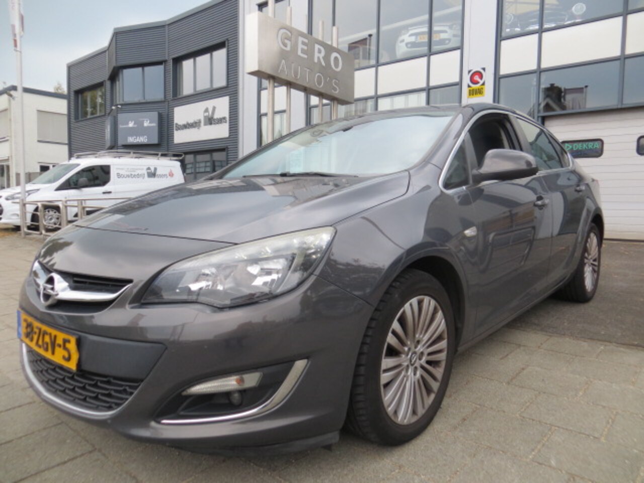 Opel Astra - 1.4 Turbo Cosmo sedan nl auto veel opties - AutoWereld.nl