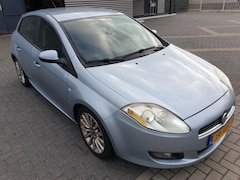 Fiat Bravo - 1.4 T-Jet Corporate
