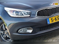 Kia Cee'd Sportswagon - 1.6 GDI Comfort Pack - Pegagus Silver - Clima/Cruise/LMV
