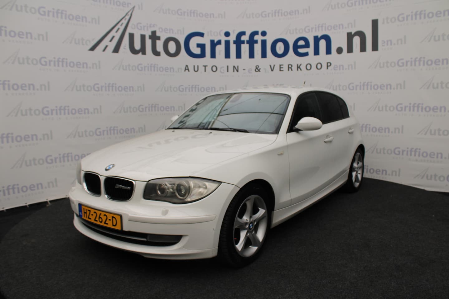 BMW 1-serie - 116i Executive nette 5-deurs - AutoWereld.nl