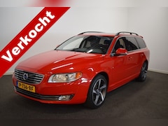 Volvo V70 - 2.0 T5 245pk AUT8 Summum Schuifdak/ Leer/ Stoelverw./ Stoelverhogers achter/ Xenon