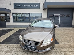 Volvo V70 - 1.6 T4 Summum