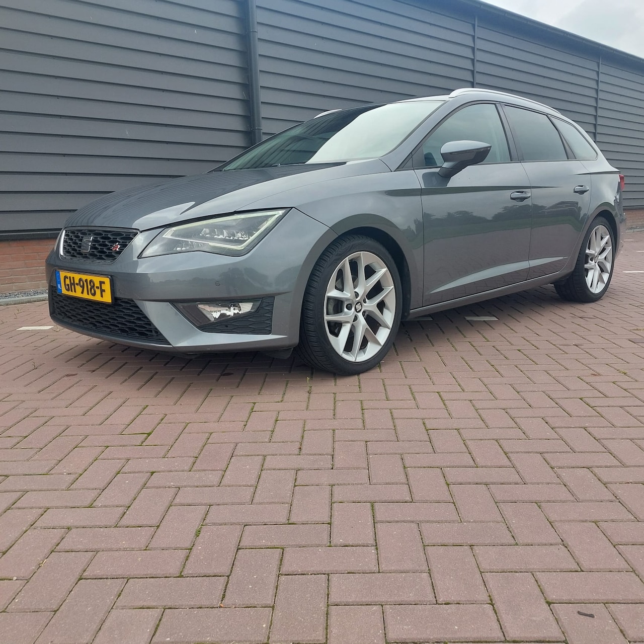 SEAT Leon ST - 1.4 TSI ACT FR - AutoWereld.nl