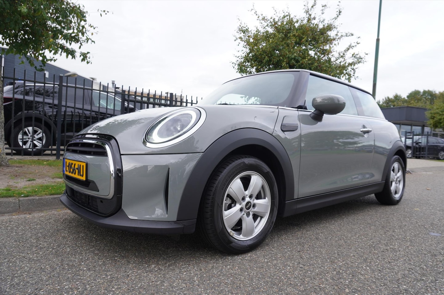 MINI One - Mini 3-Deurs (f56) 1.5 102pk Business Edition Multi Media Apple Carplay - AutoWereld.nl