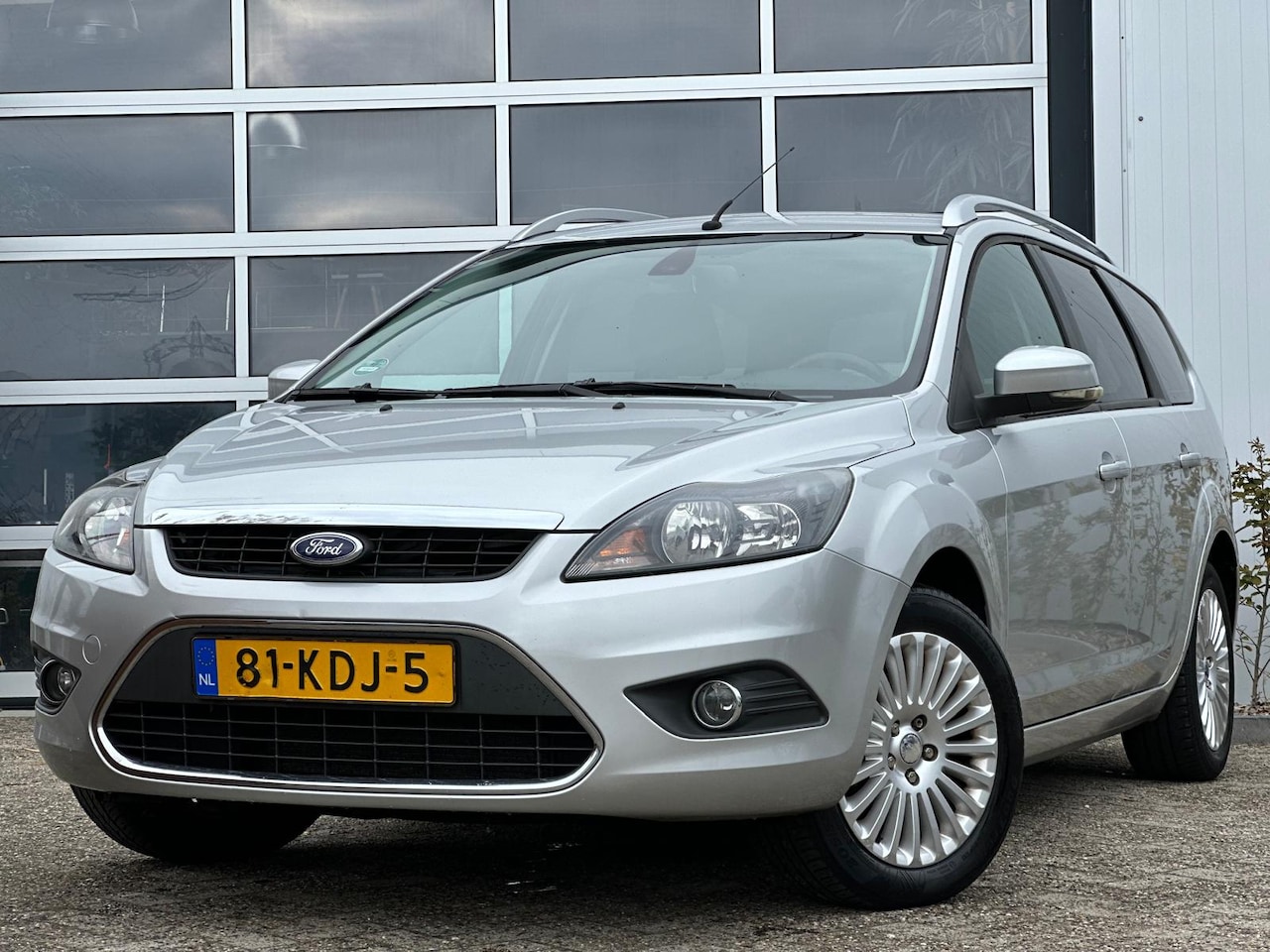 Ford Focus Wagon - 1.8 Limited 125pk | APK tot 23-10-2026! | Audio-navigatie full map | Bluetooth | Cruise co - AutoWereld.nl