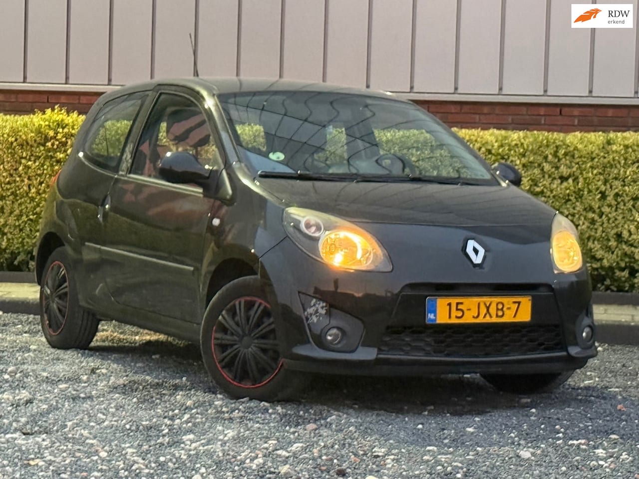Renault Twingo - 1.2 I Eerste Eigenaar! I Night & Day - AutoWereld.nl