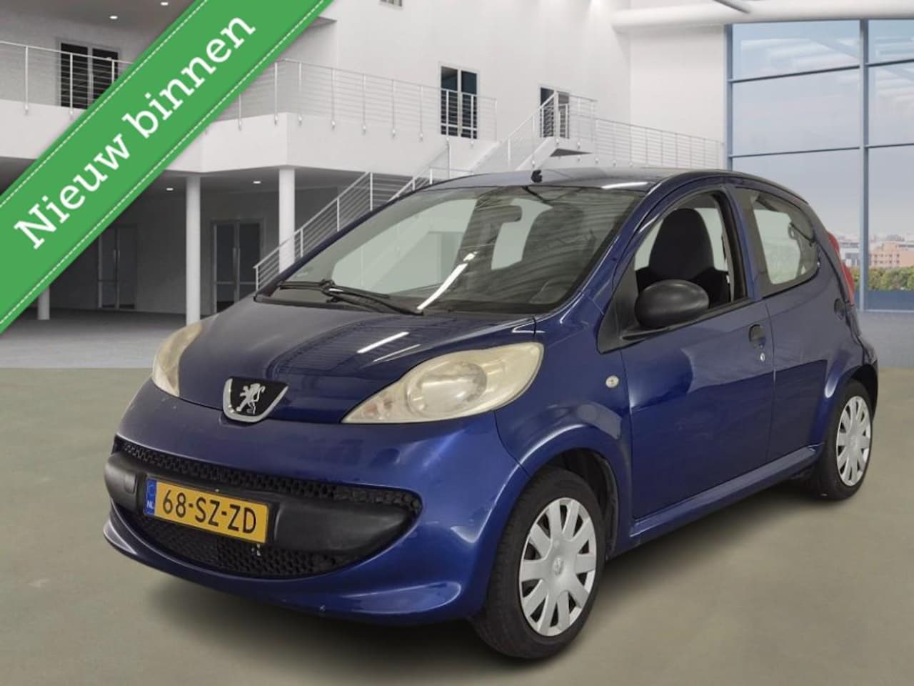 Peugeot 107 - 1.0-12V XR 5DEURS 2XSLEU STUURBEKRACHTIGING - AutoWereld.nl