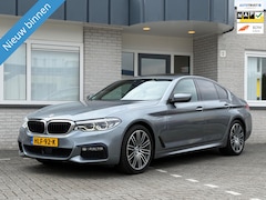BMW 5-serie - 530e iPerformance|M-pakket| Night Vision|HUD|ACC|360 Camera