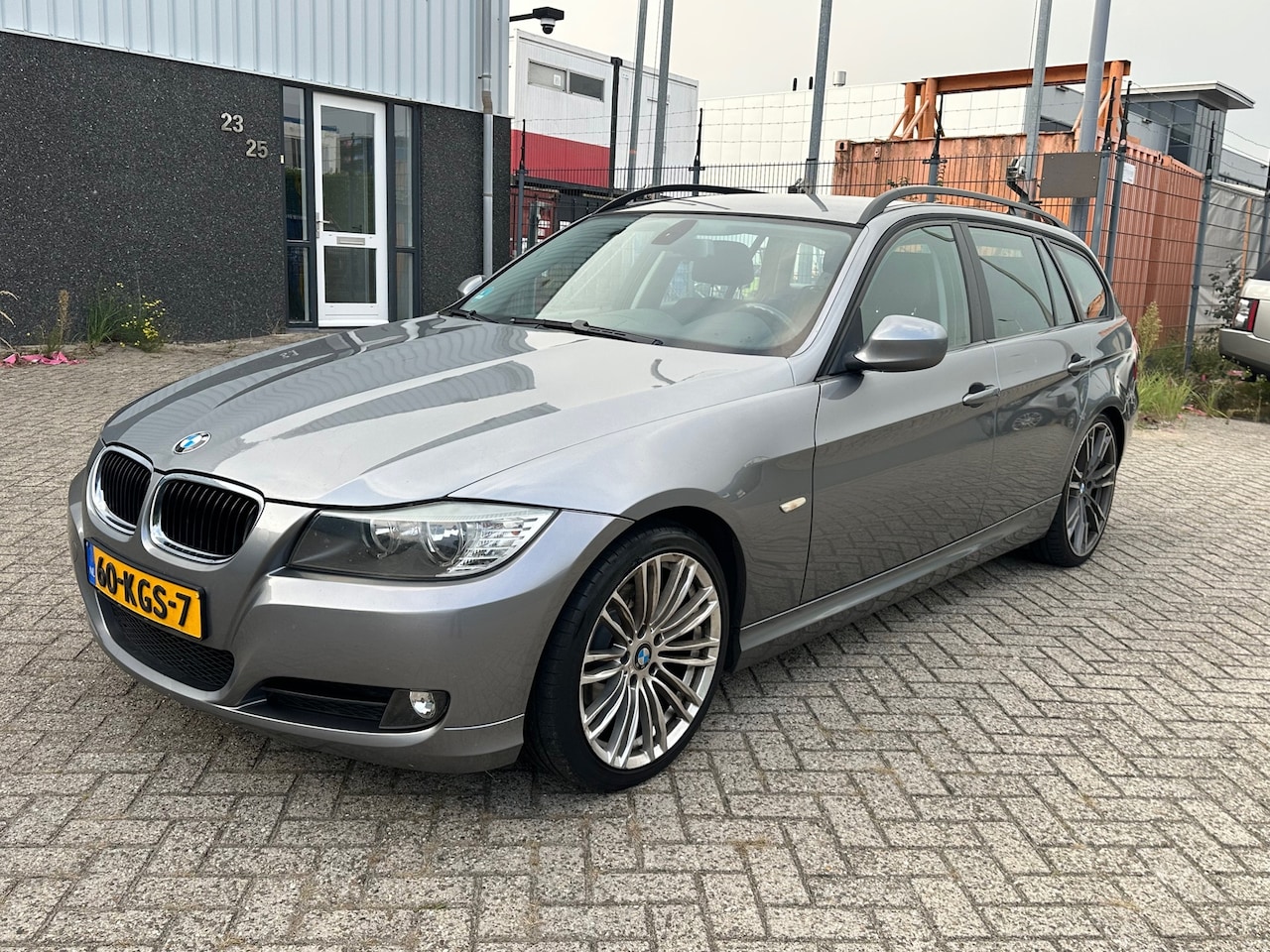 BMW 3-serie Touring - 318i Business Line 2009 - AutoWereld.nl