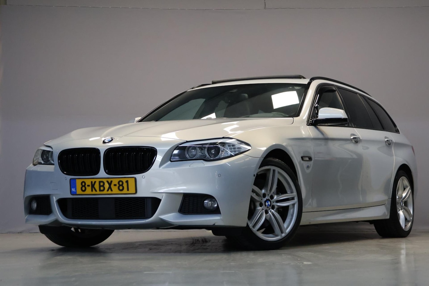 BMW 5-serie Touring - 530d M Sport Upgrade Edition |Pano|Vol opties| - AutoWereld.nl