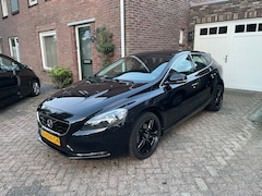 Volvo V40 - 1.6 T4 Momentum