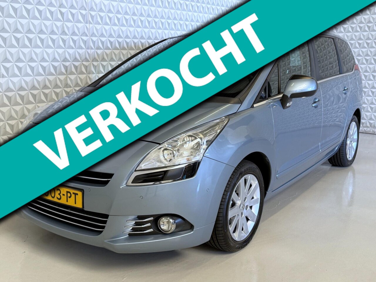 Peugeot 5008 - 1.6 THP Blue Lease Executive 7p. / 187.000km (2010) - AutoWereld.nl