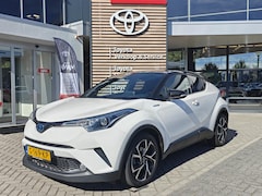 Toyota C-HR - 1.8 HYBRID DYNAMIC TREKHAAK 18"LM-VELGEN NL-AUTO STOELVERWARMING KEYLESS CAMERA AD-CRUISE